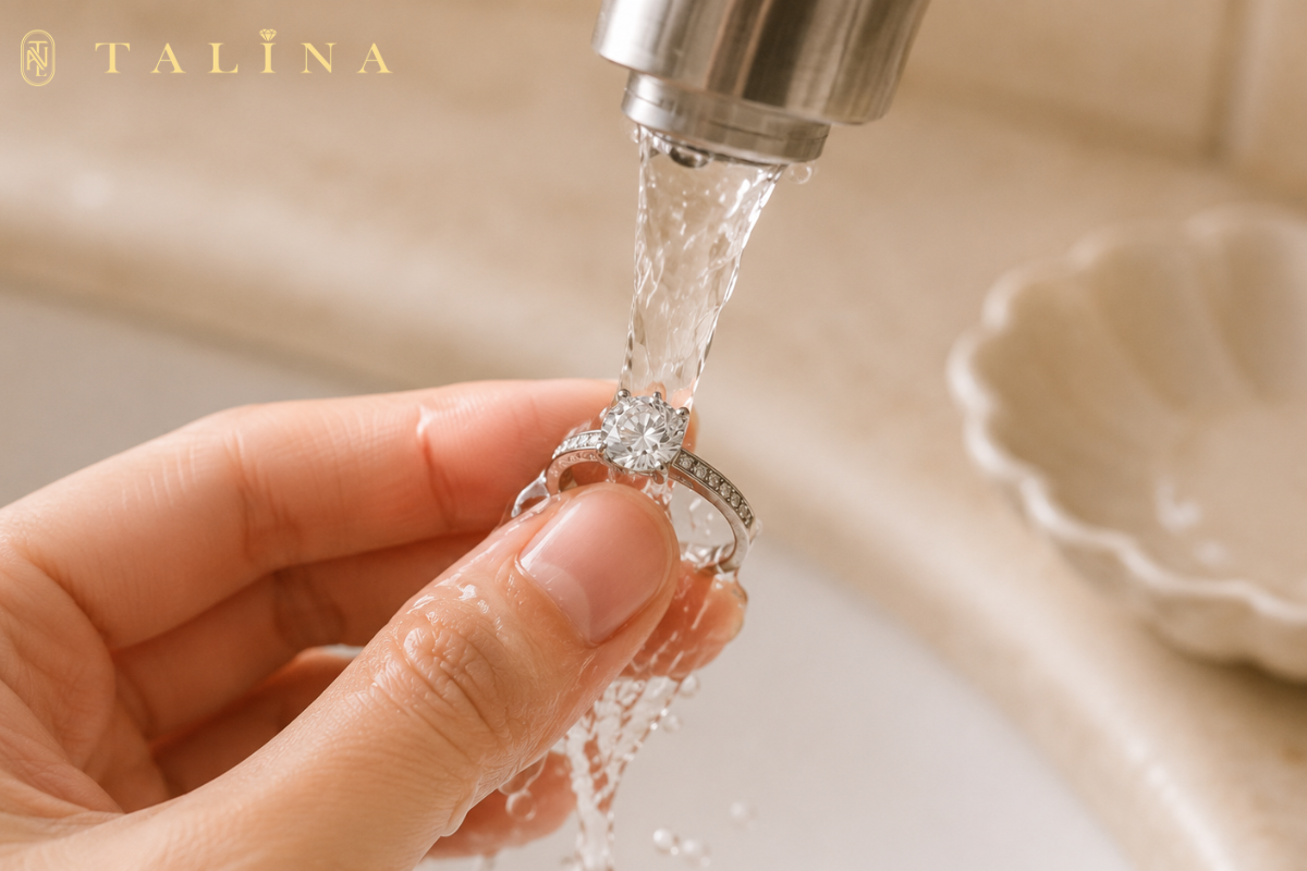 Hướng dẫn vệ sinh trang sức tại nhà